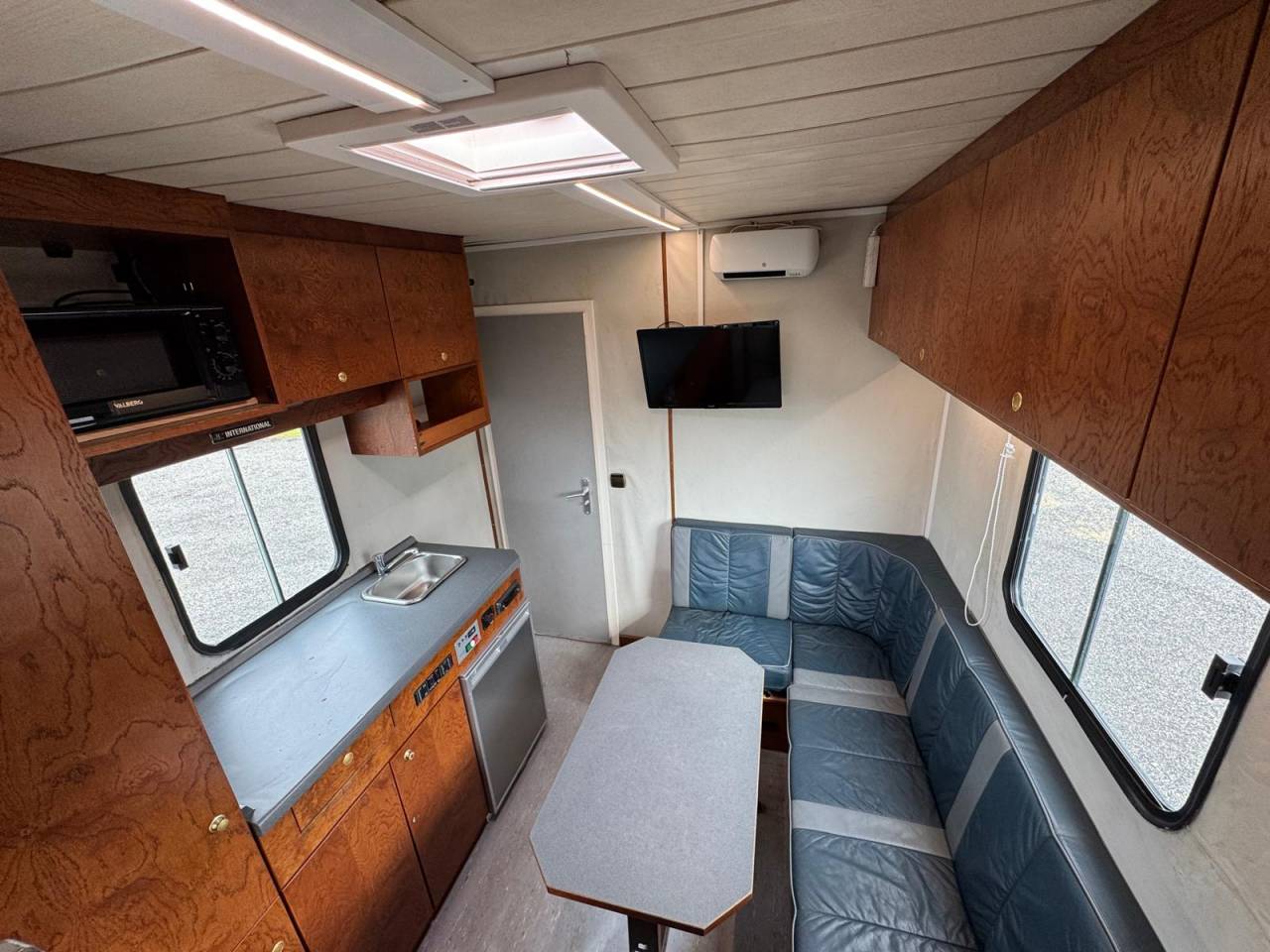 Horsebox NON-HGV Mercedes MERCEDES 2000 Used