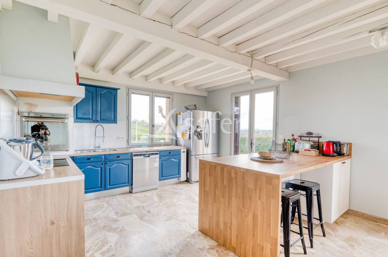 Other country property  Rhône