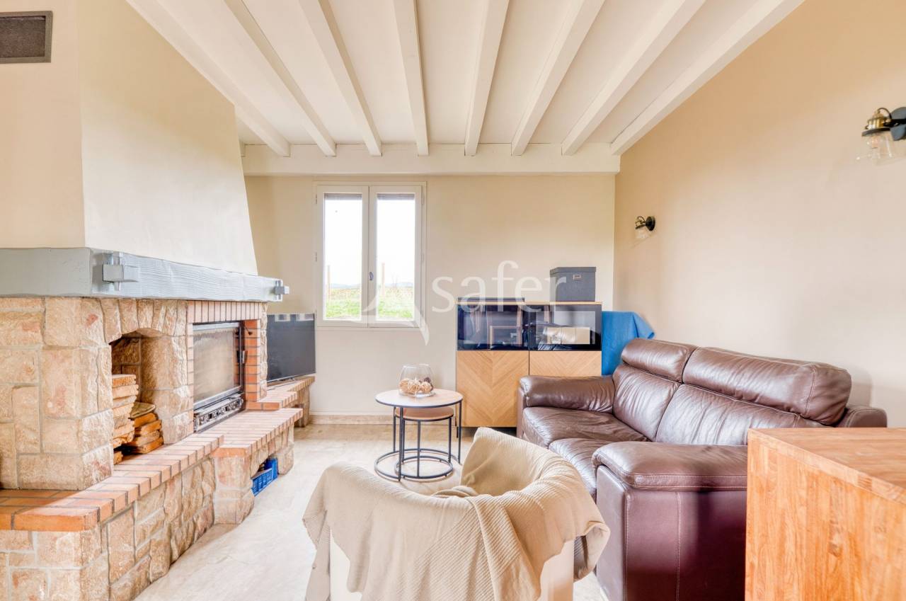 Other country property  Rhône