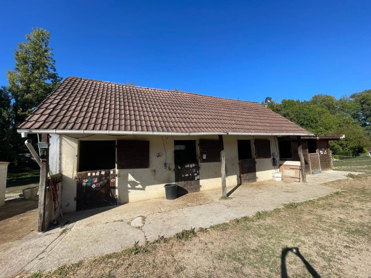 Equestrian property  Cher