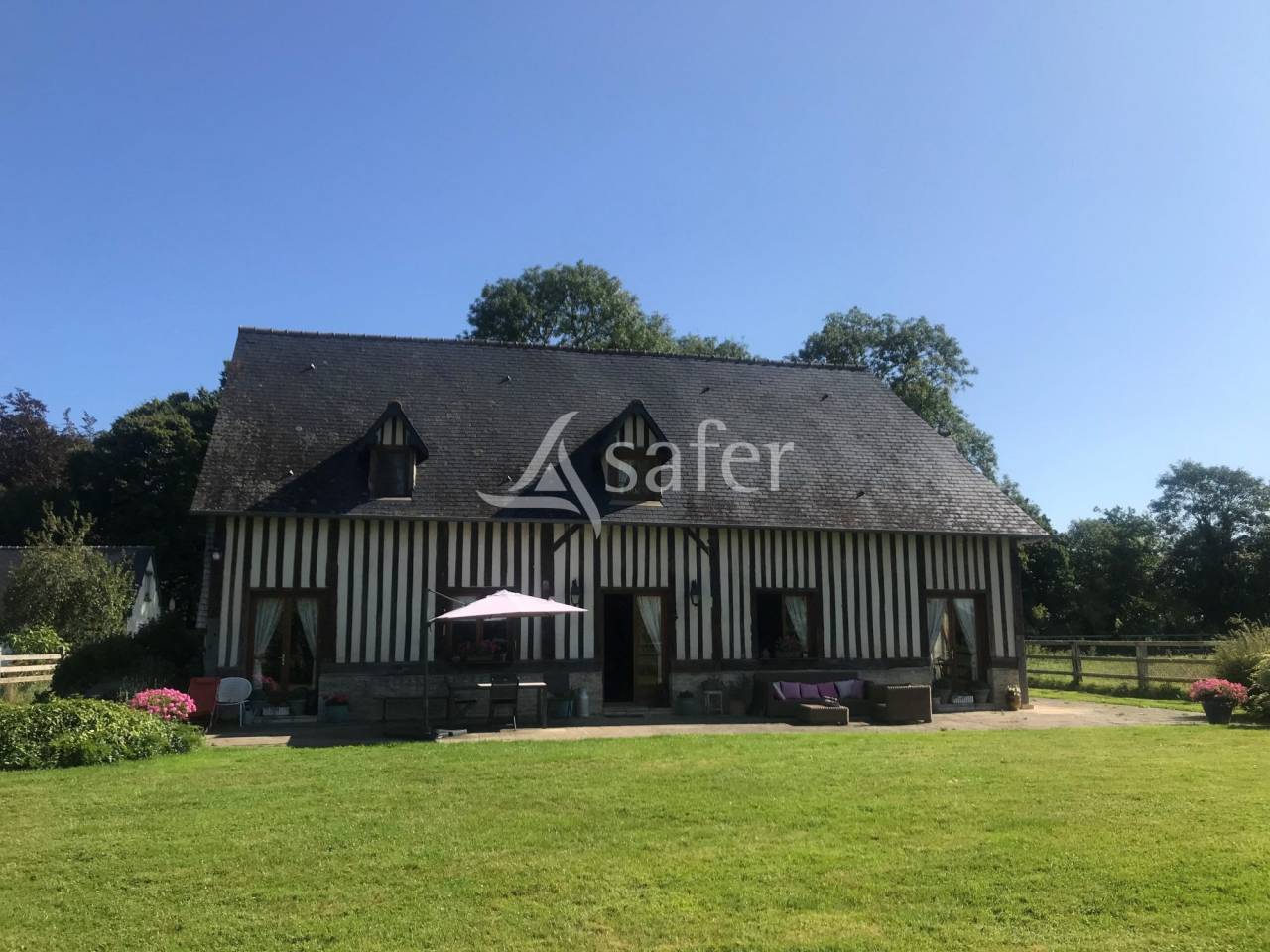 Equestrian property  Calvados