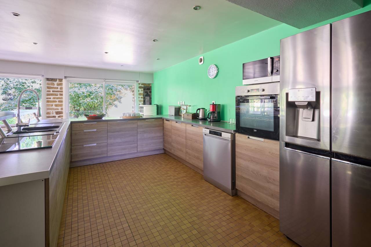 Equestrian property  Mayenne