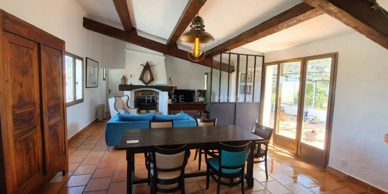 Equestrian property  Gard