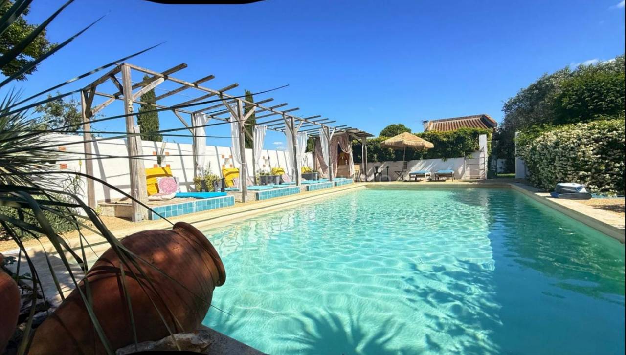 Equestrian property  Gard