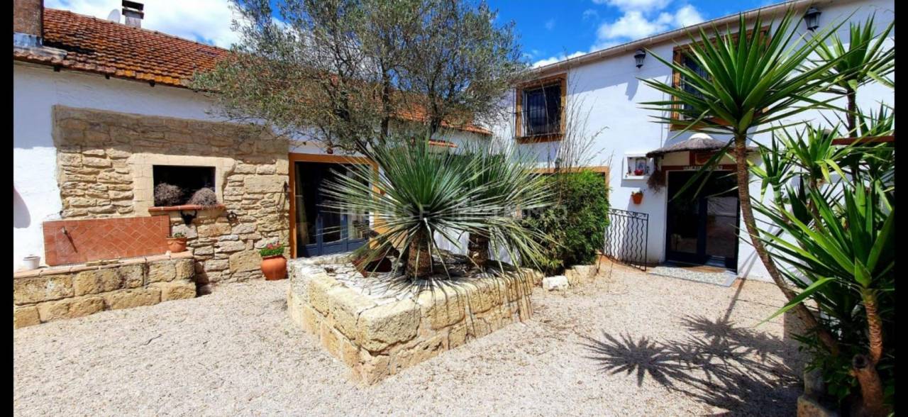 Equestrian property  Gard