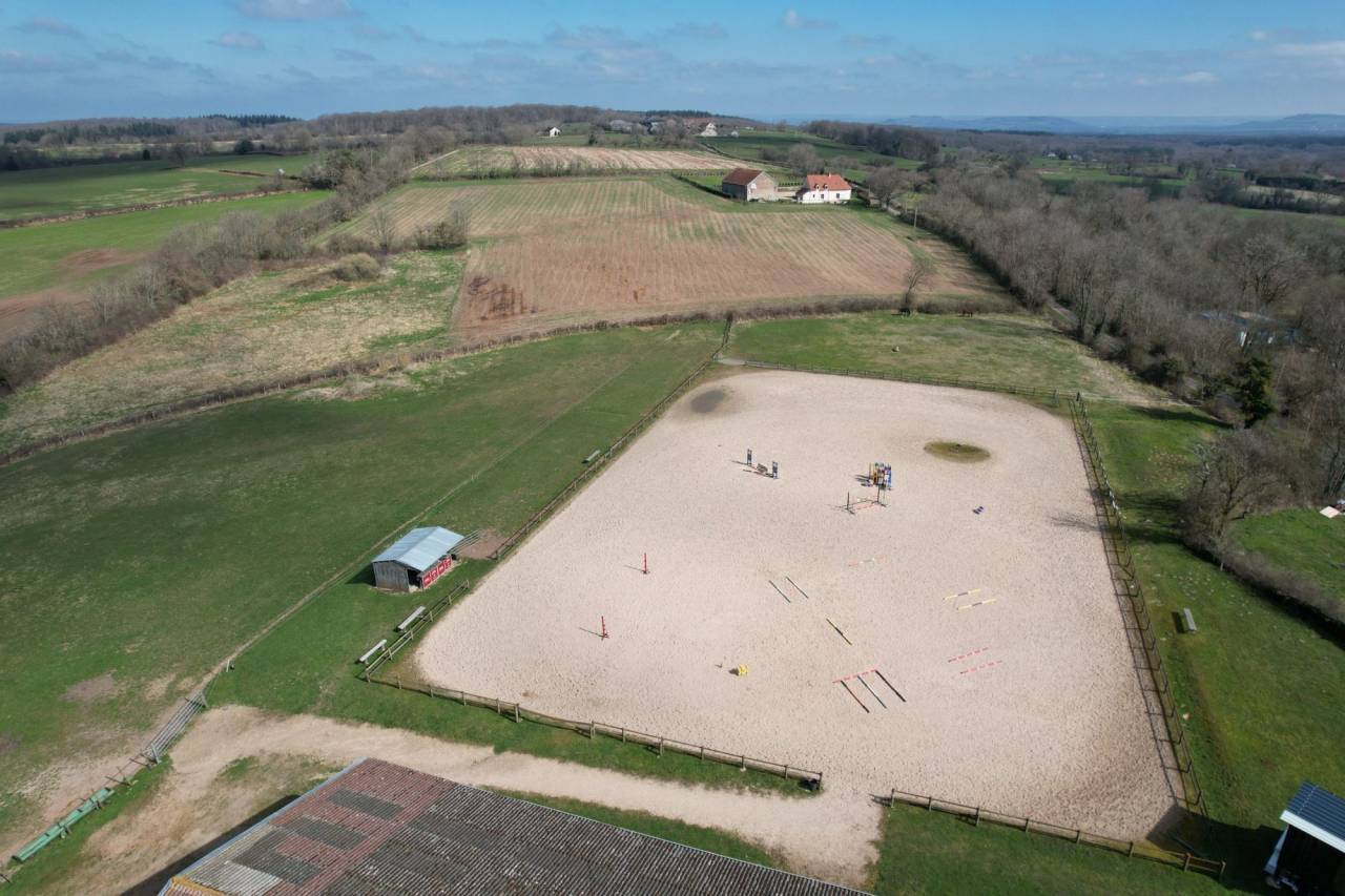Equestrian Bed and Breakfast  Nièvre