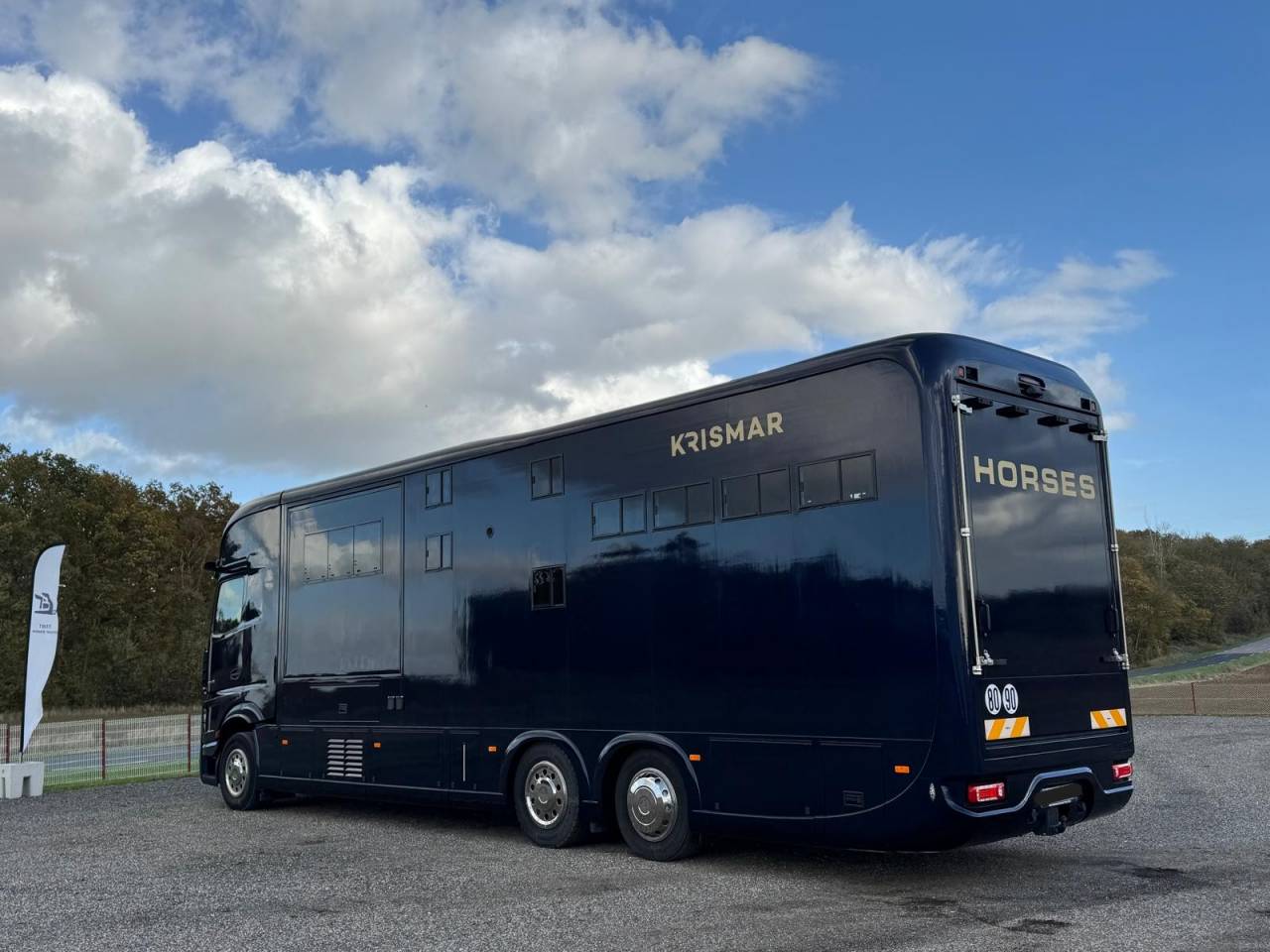 Horsebox NON-HGV Krismar MERCEDES 2021 Used