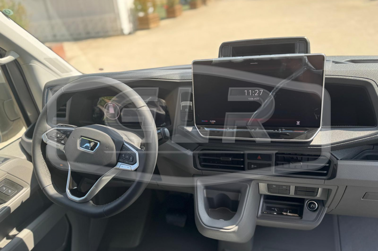 Horsebox HGV Krismar  2025 New