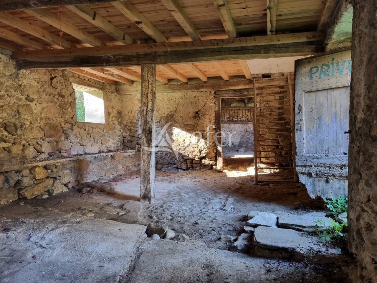 Other country property  Ariège