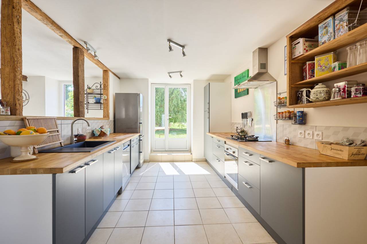 Equestrian property  Sarthe