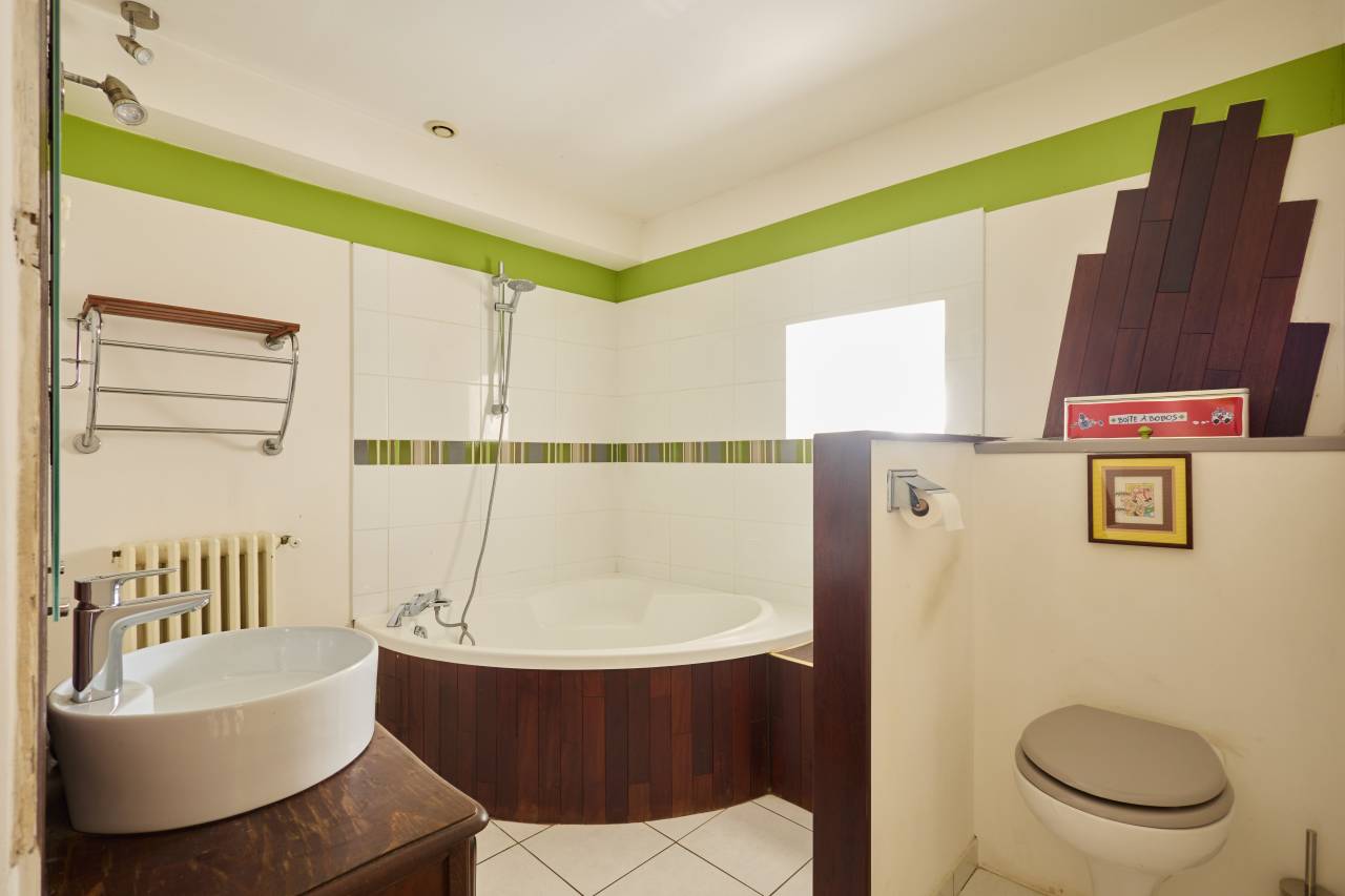 Equestrian property  Sarthe