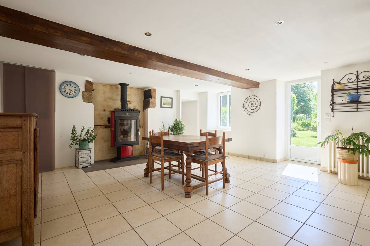 Equestrian property  Sarthe