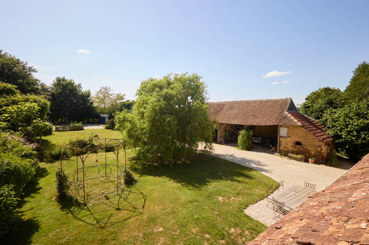 Equestrian property  Sarthe