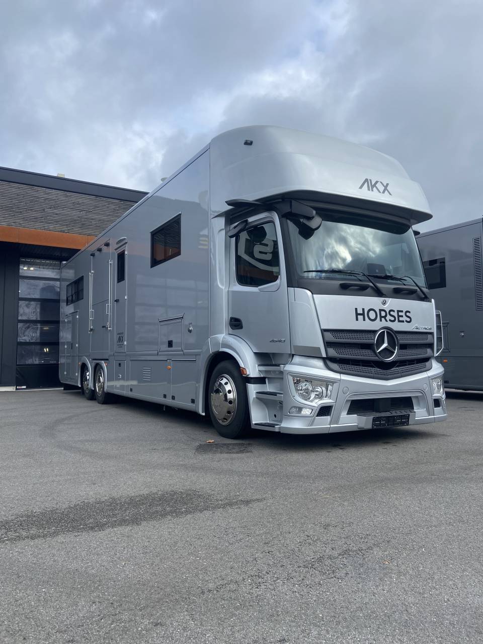 Horsebox NON-HGV AKX  2025 New