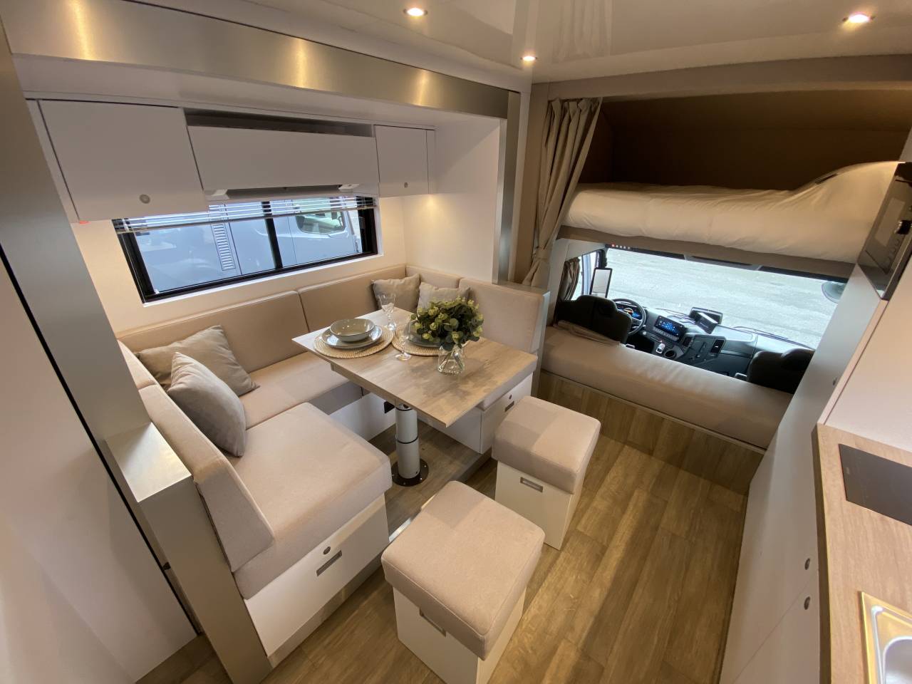 Horsebox NON-HGV AKX  2025 New