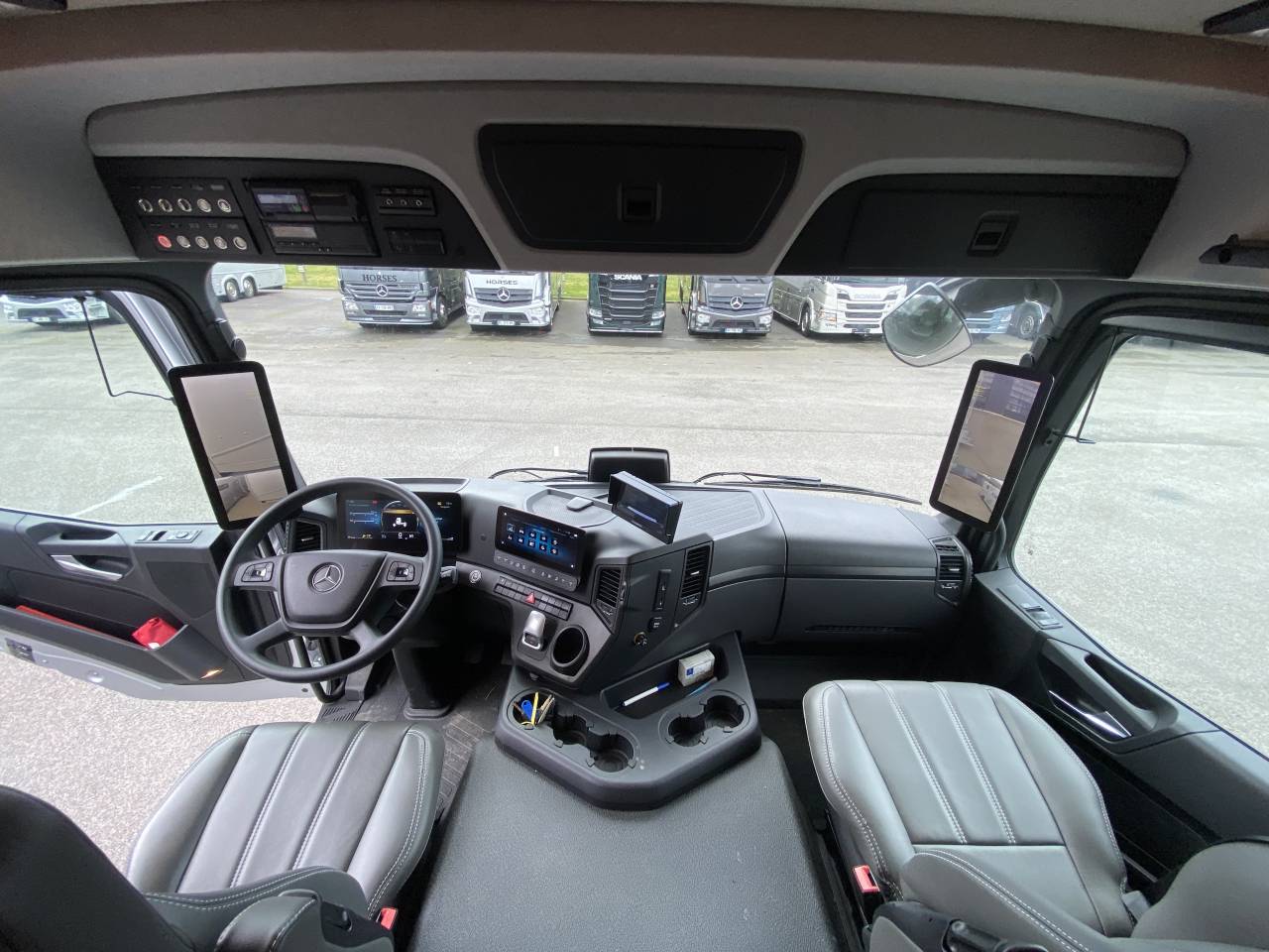 Horsebox NON-HGV AKX  2025 New