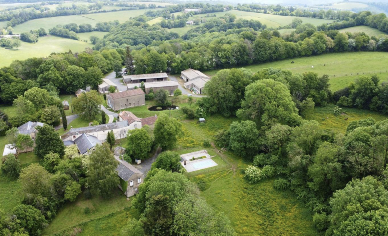 Equestrian property  tarn