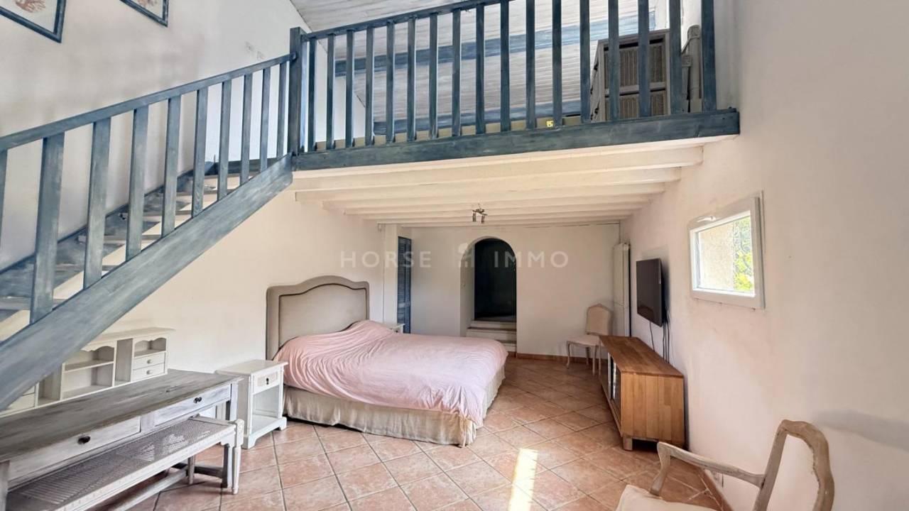 Equestrian property  Var