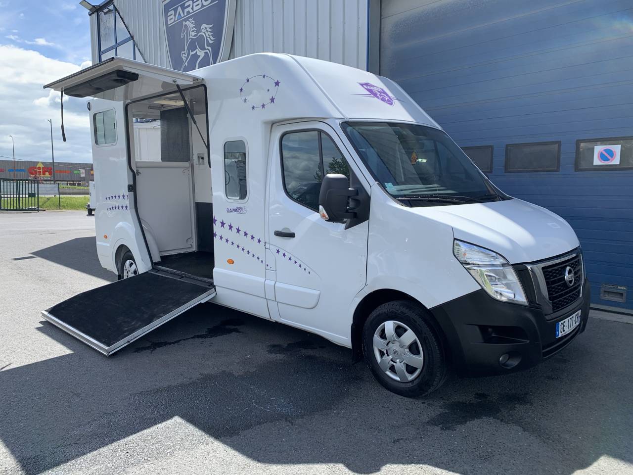 Horsebox HGV Barbot NISSAN NV 400 2022 Used