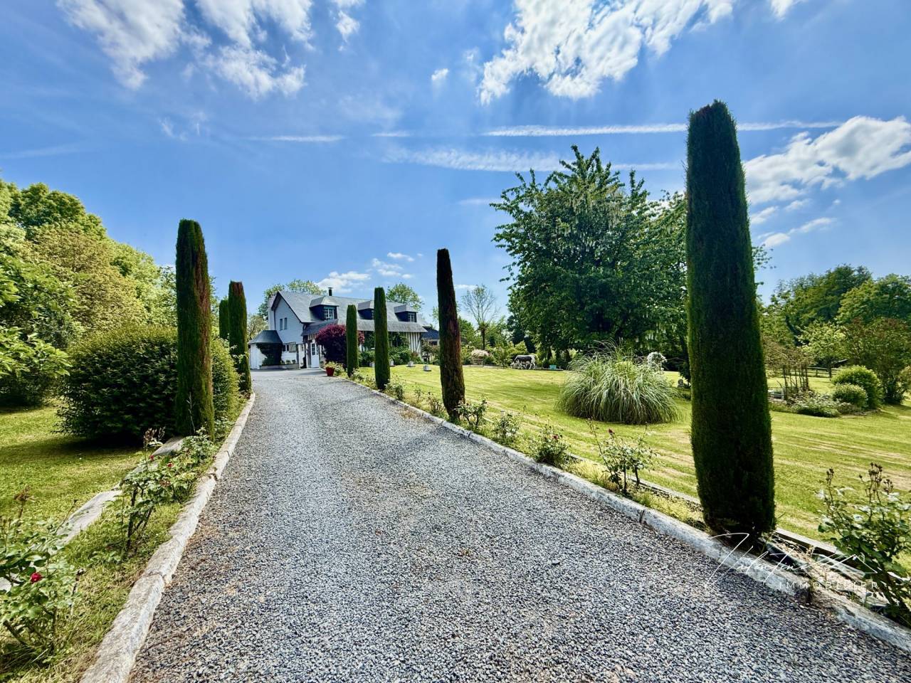 Equestrian property  Calvados