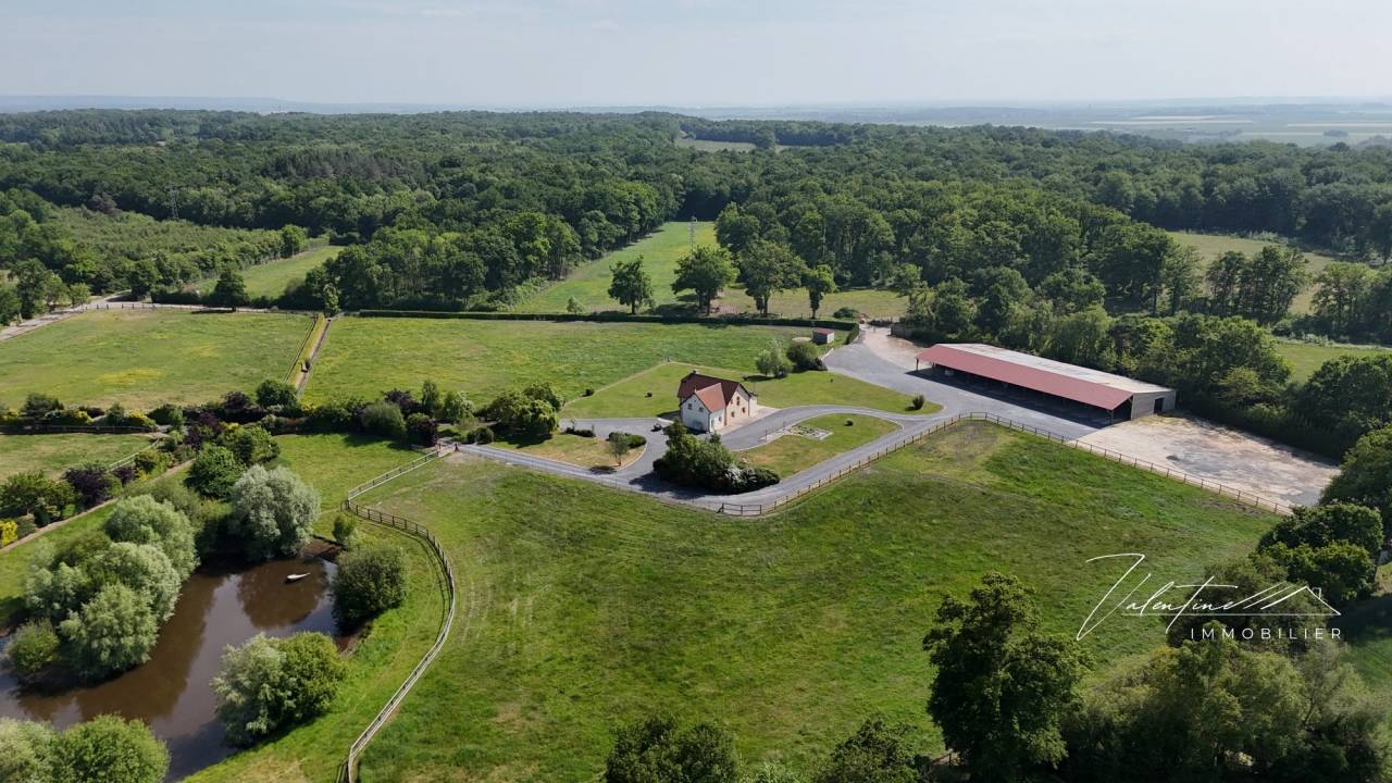 Equestrian property  Calvados