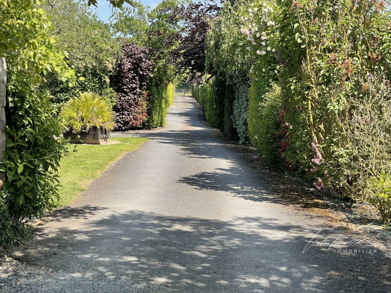 Equestrian property  Calvados