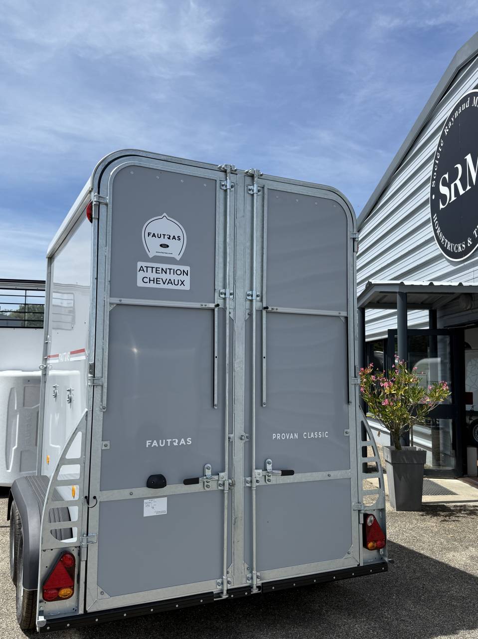 Horse trailer Fautras  2 Stalls 2025 New