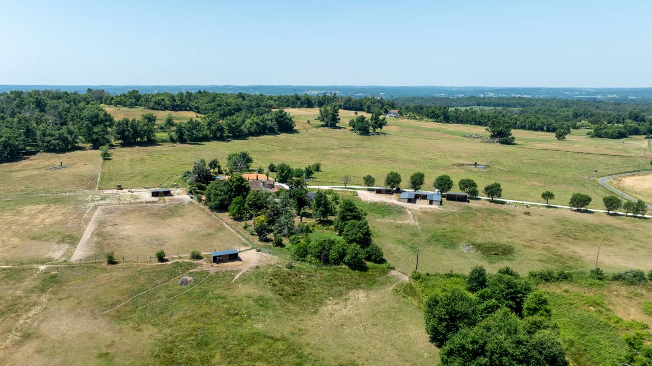 Equestrian property  Dordogne