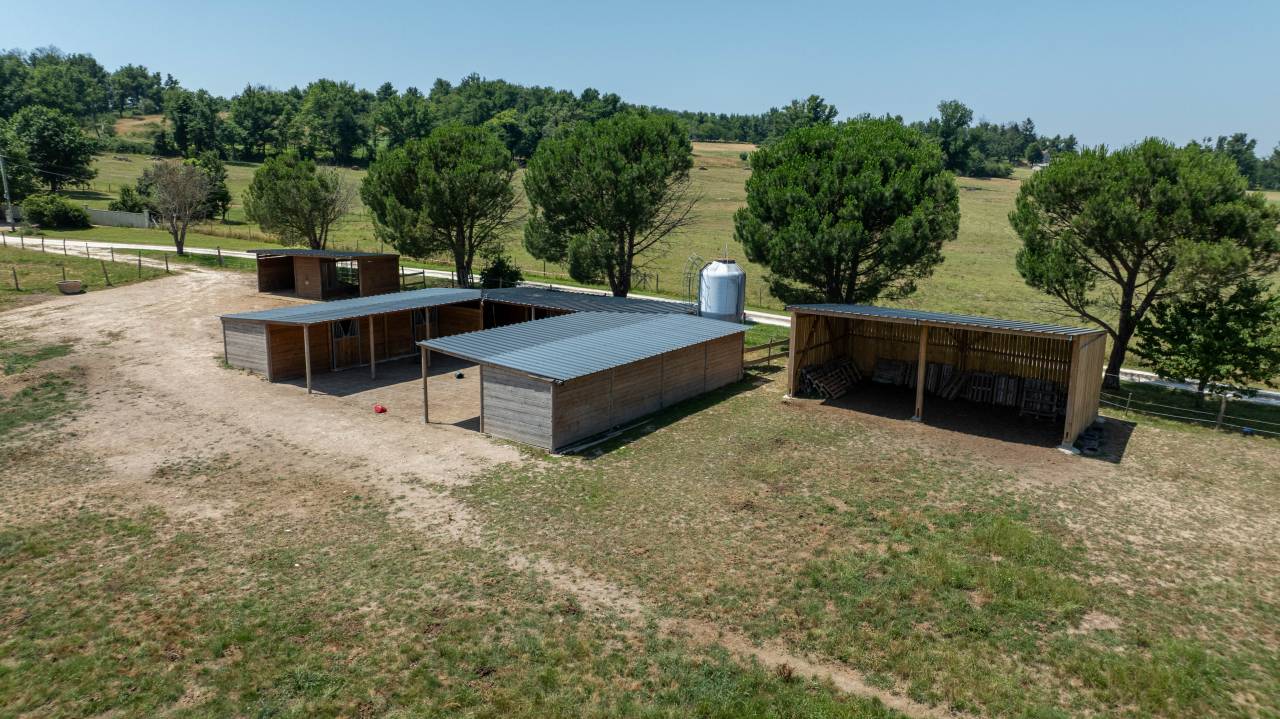 Equestrian property  Dordogne