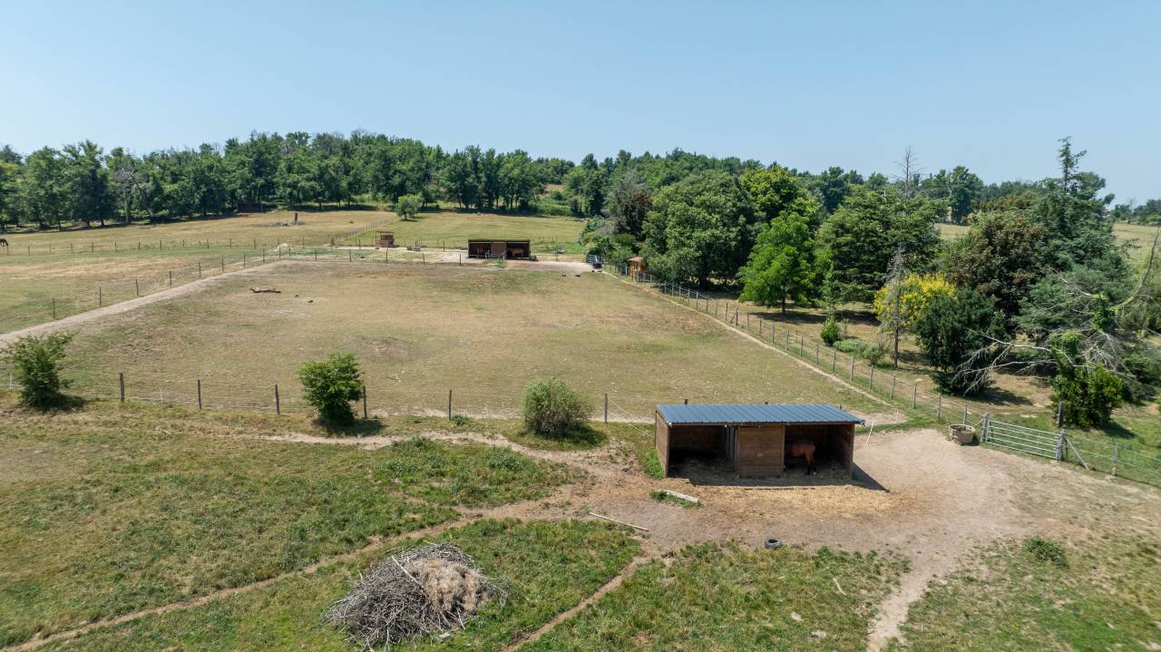 Equestrian property  Dordogne