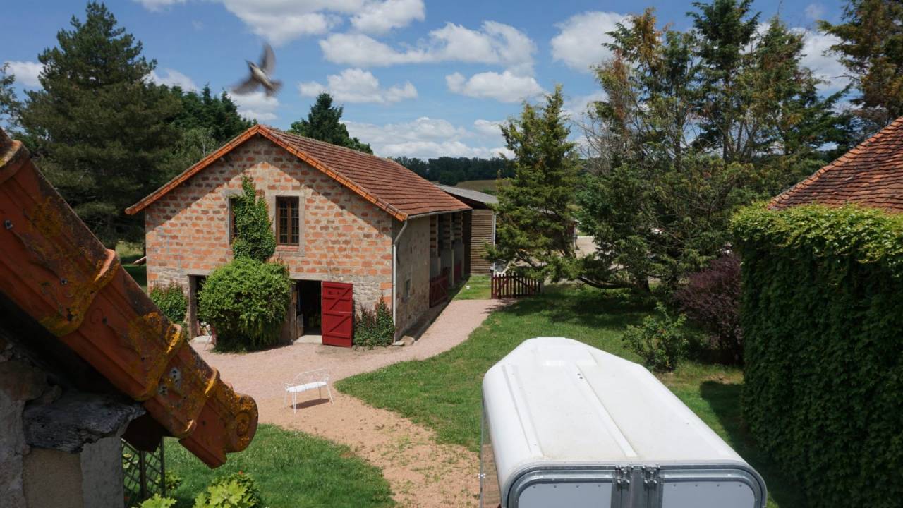 Equestrian property  Allier