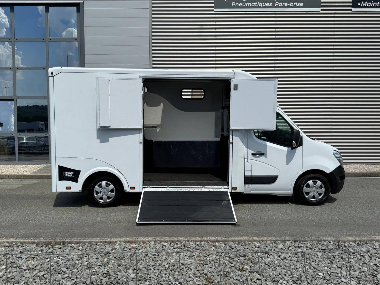 Horsebox HGV Cavalcar NV 400  2021 Used