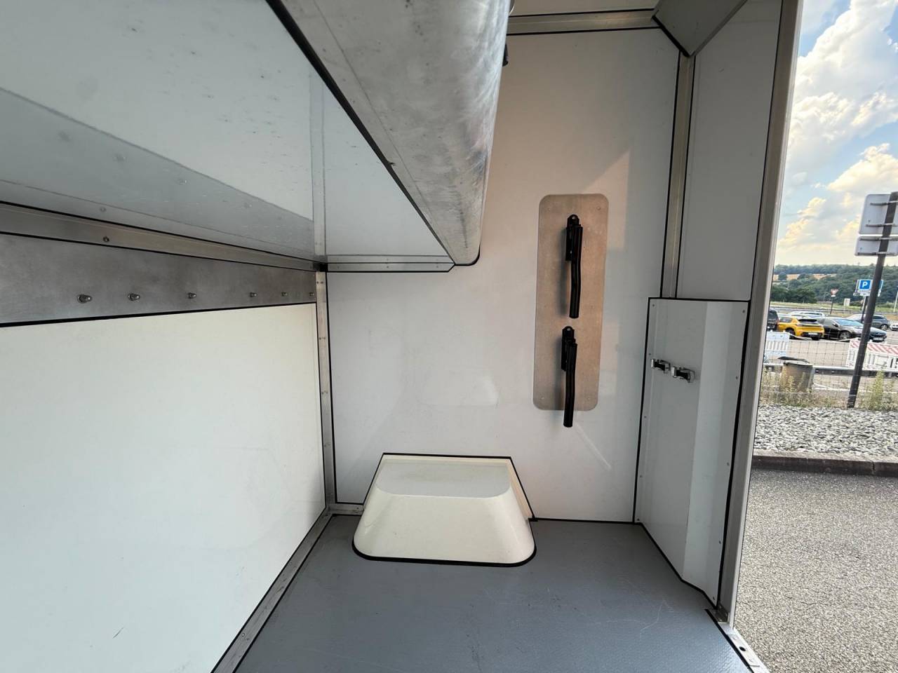 Horsebox HGV Cavalcar NV 400  2021 Used