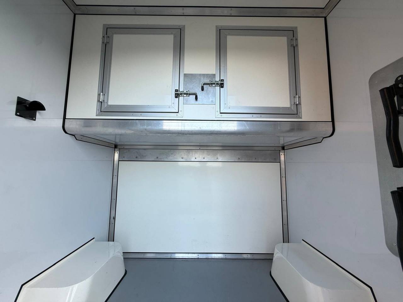 Horsebox HGV Cavalcar NV 400  2021 Used