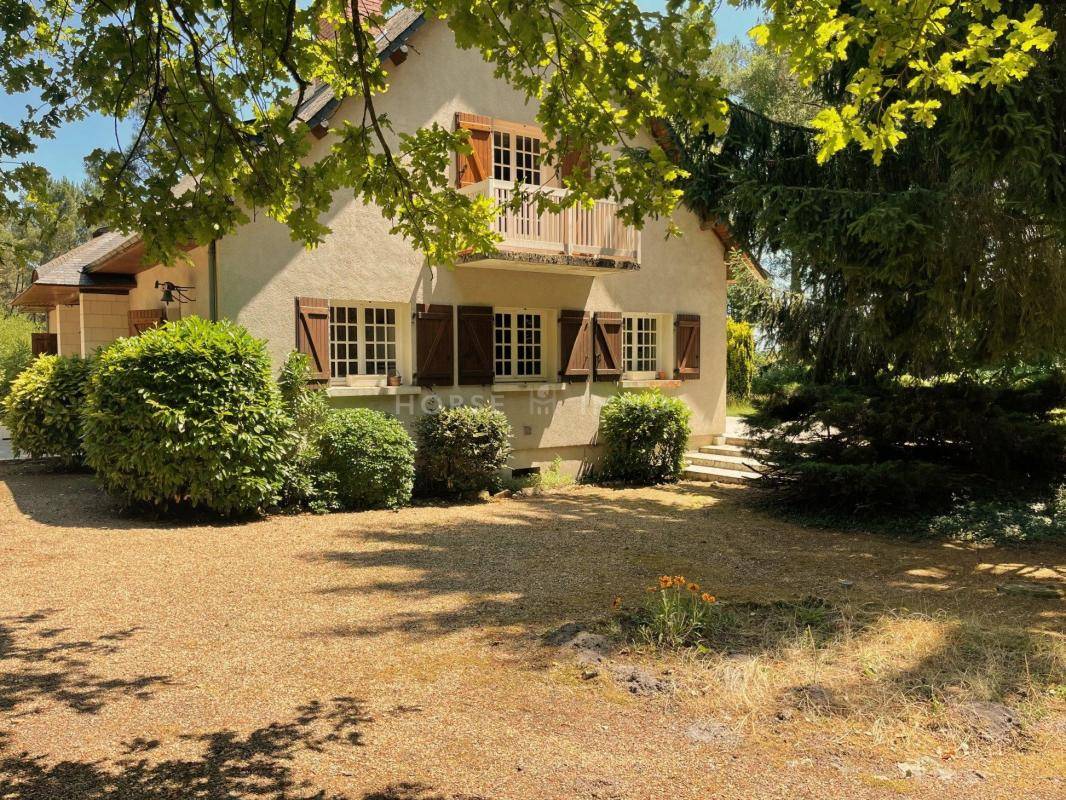 Equestrian property  Maine-et-Loire