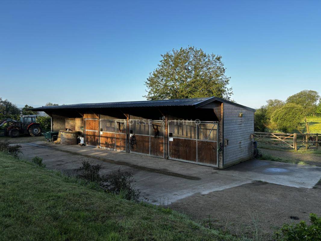 Equestrian property  Morbihan