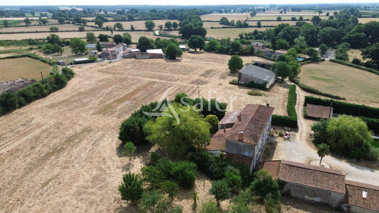 Other agricultural property  Deux-Sèvres