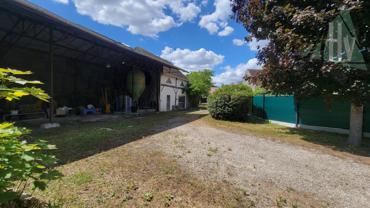 Livery yard  Seine-et-Marne