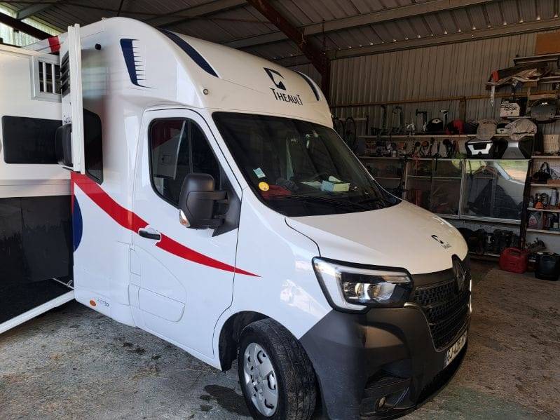 Horsebox HGV Theault  2022 New