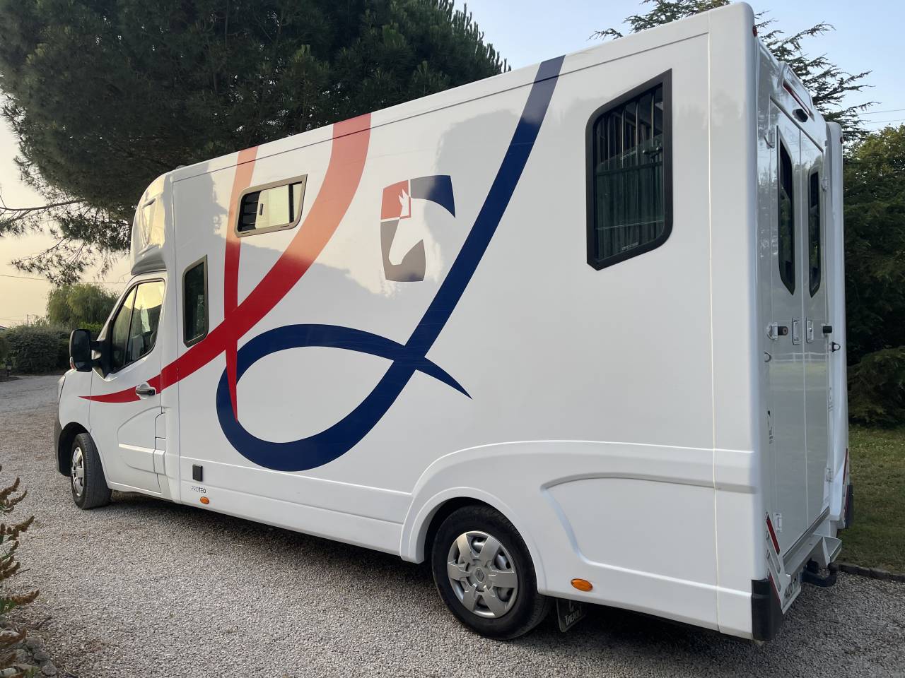 Horsebox HGV Theault  2022 New