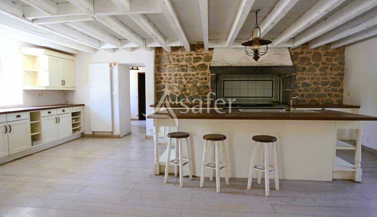 Equestrian property  Puy-de-Dôme