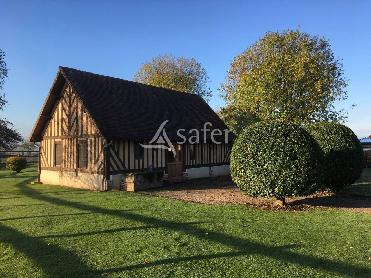 Equestrian property  Calvados