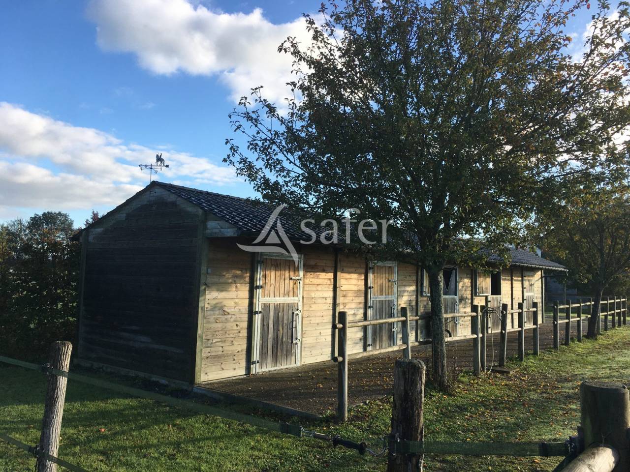 Equestrian property  Calvados