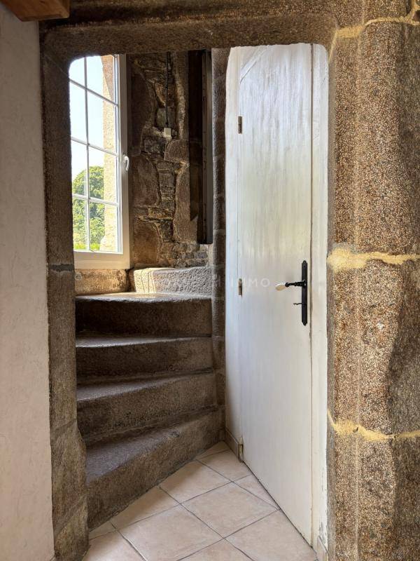 Equestrian property  Calvados