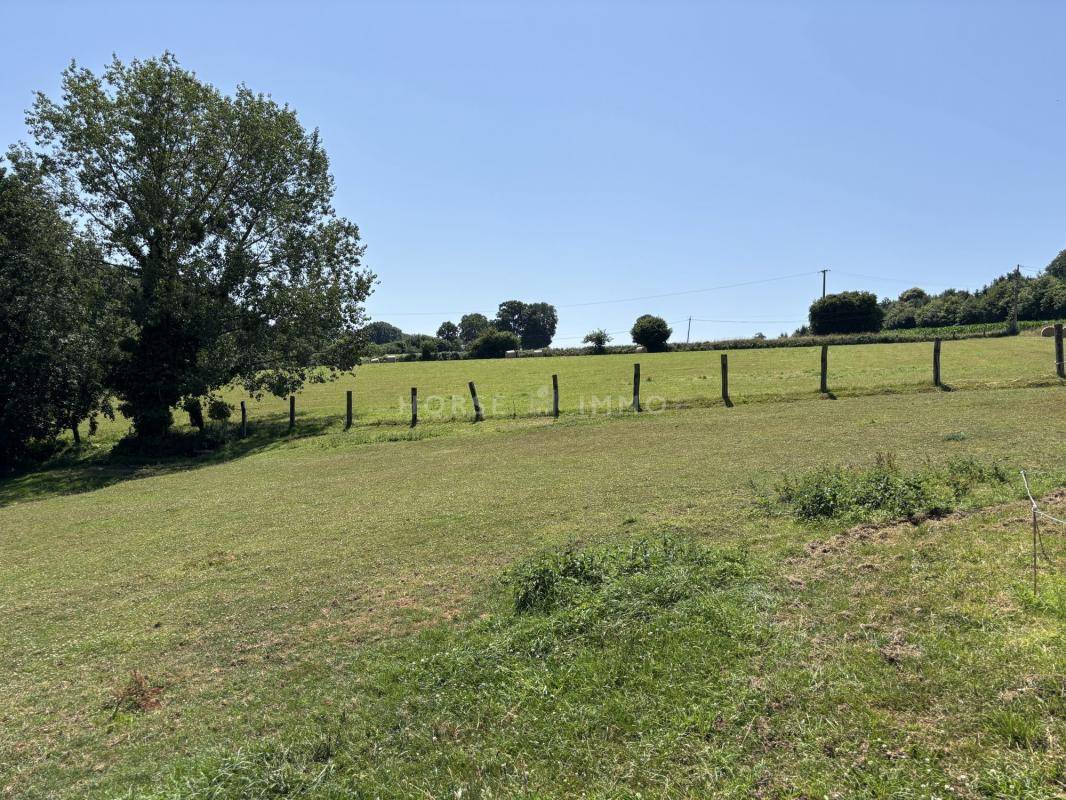 Equestrian property  Calvados