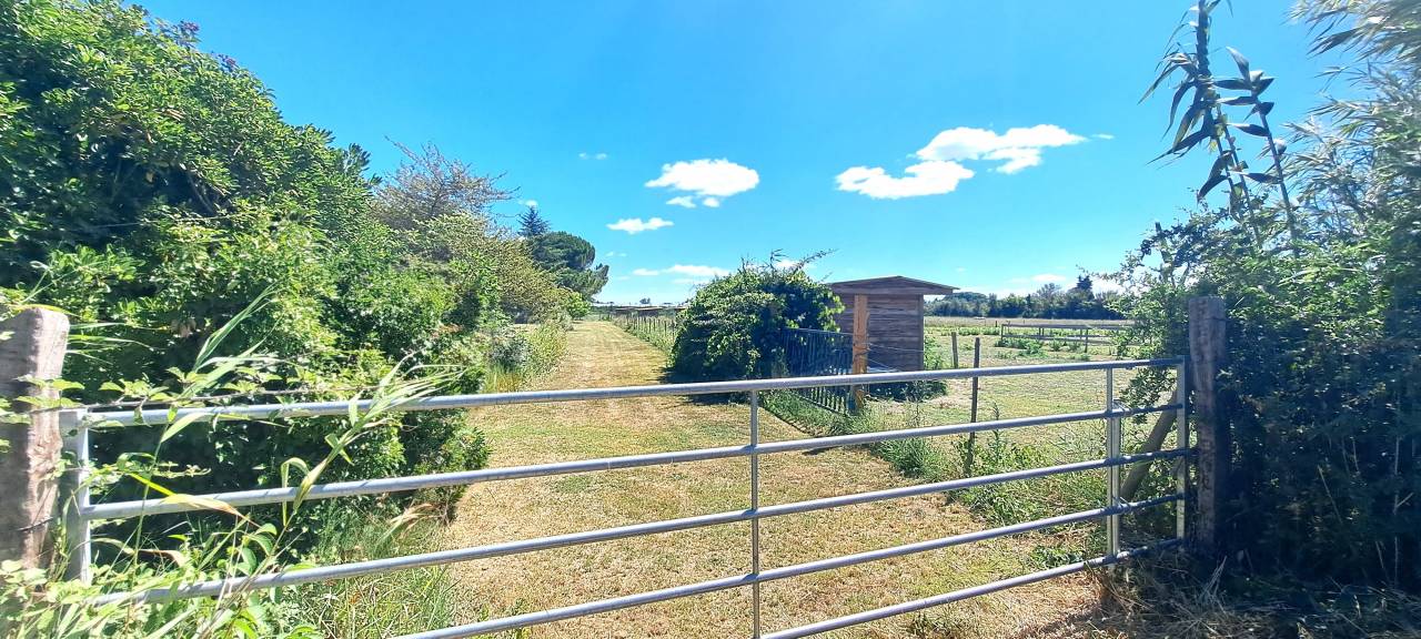 Equestrian property  Gard