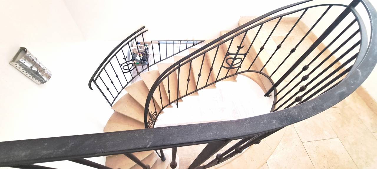 Equestrian property  Gard