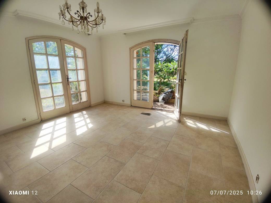 Equestrian property  Gard