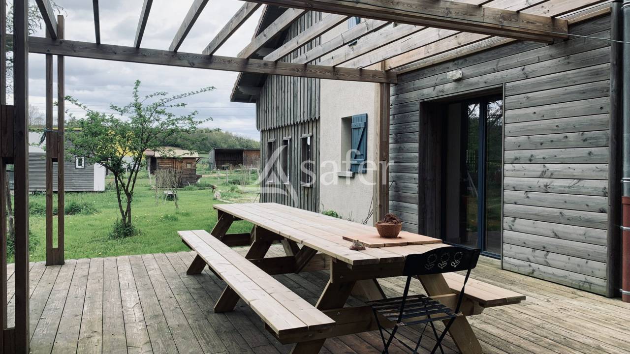 Other country property  Isère