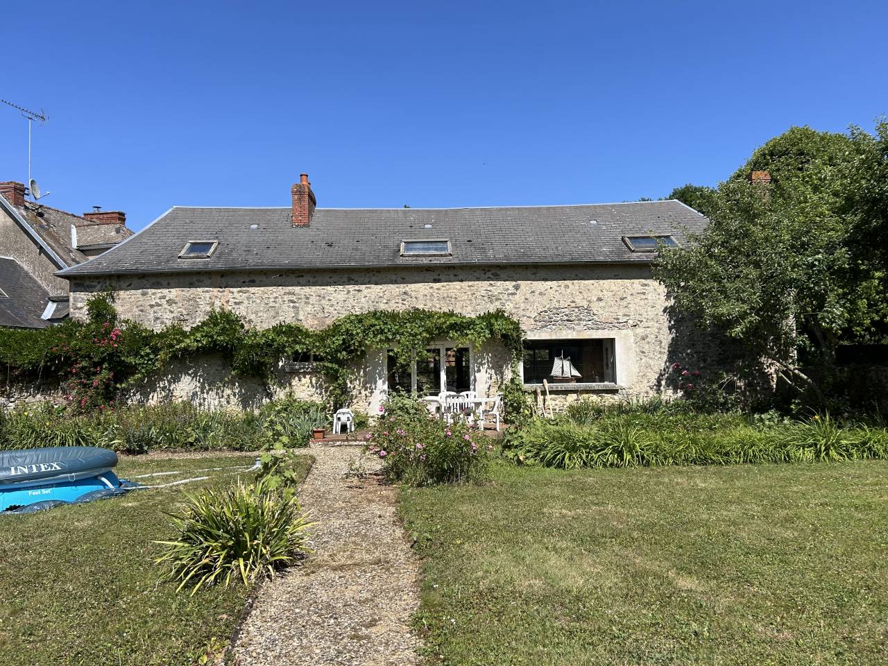 Luxurious equestrian property  Mayenne